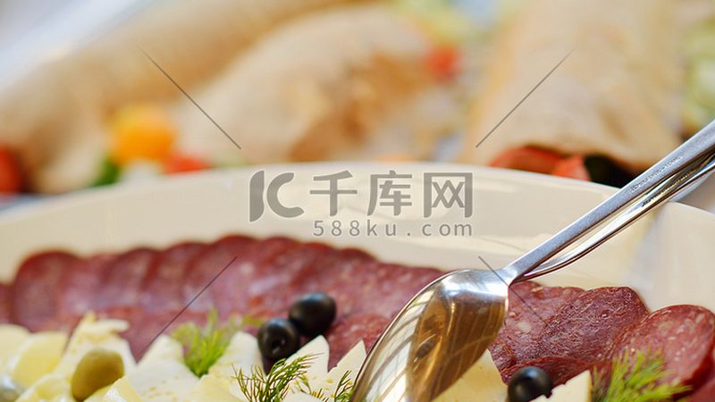零食批发与零售：差异解析与行业洞察